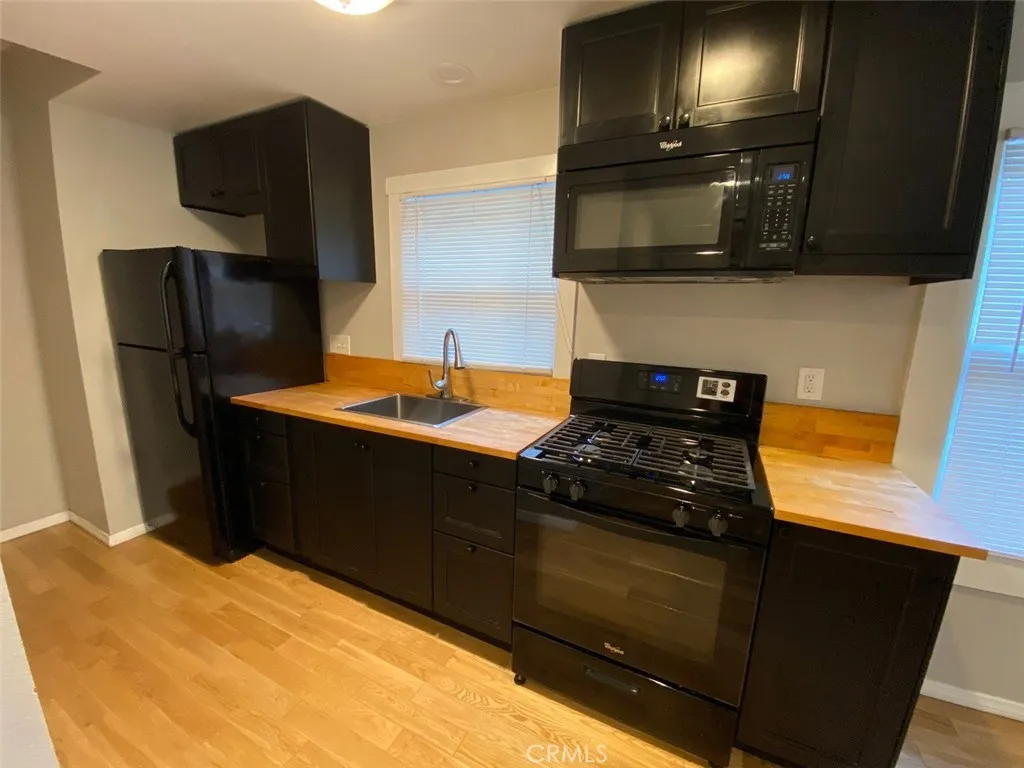 432 E 6th Street, Long Beach, California 90802 home-pic-4