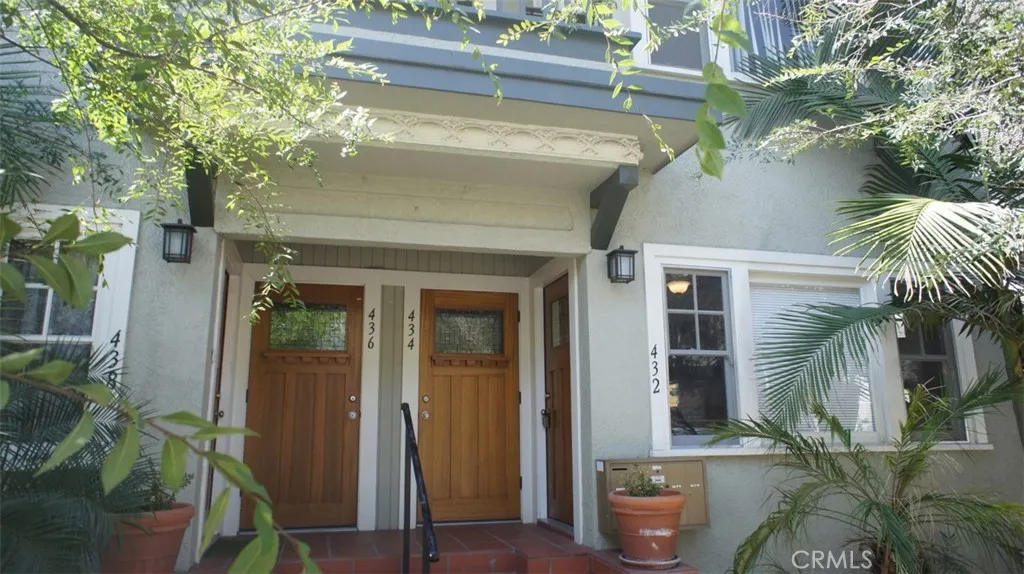 432 E 6th Street, Long Beach, California 90802 home-pic-2