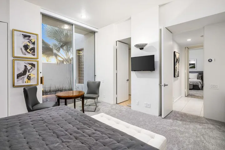 108-web-or-mls-JB_Andrews_OPMG_0126_108