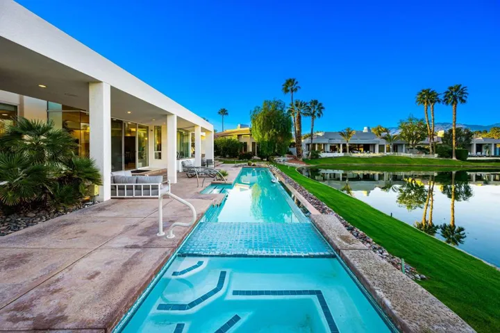 80-web-or-mls-JB_Andrews_OPMG_0126_080