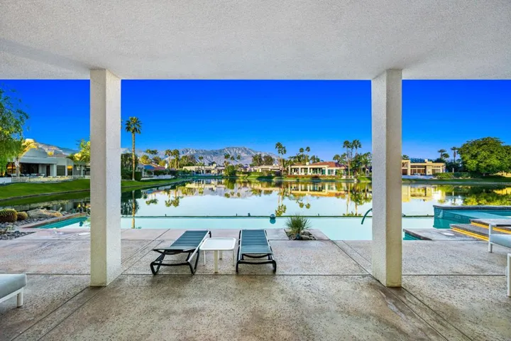 73-web-or-mls-JB_Andrews_OPMG_0126_073