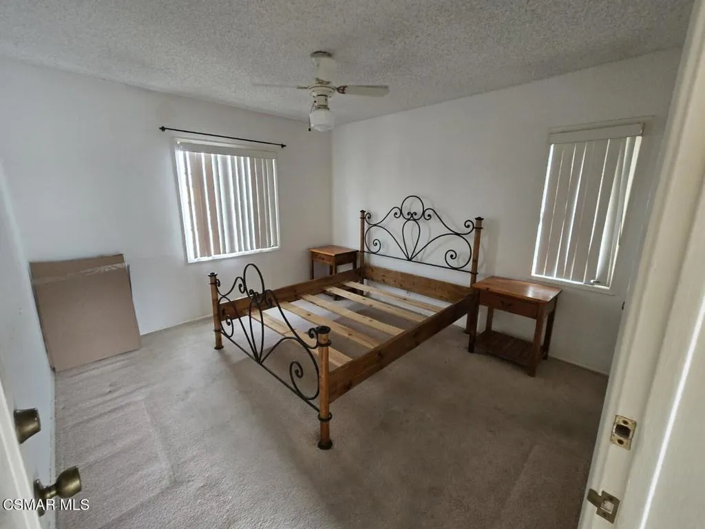17526 Miranda Street, Encino, California 91316 home-pic-13