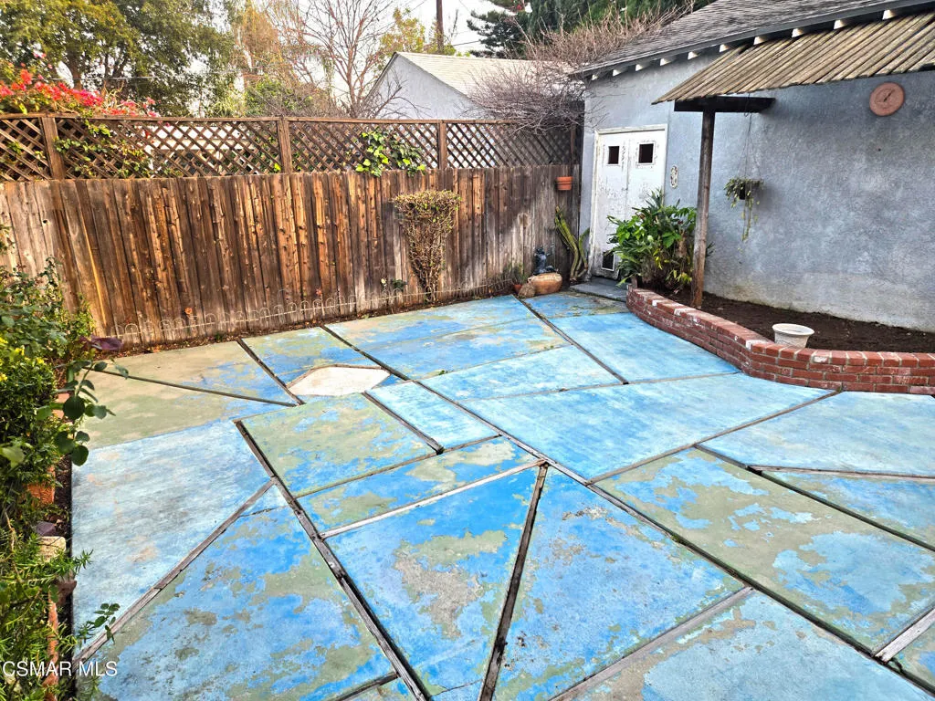 17526 Miranda Street, Encino, California 91316 home-pic-27