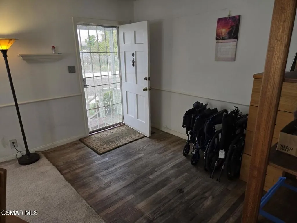 17526 Miranda Street, Encino, California 91316 home-pic-3