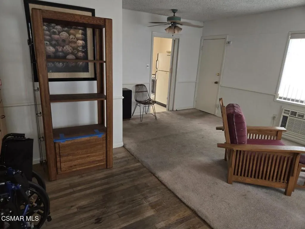 17526 Miranda Street, Encino, California 91316 home-pic-5