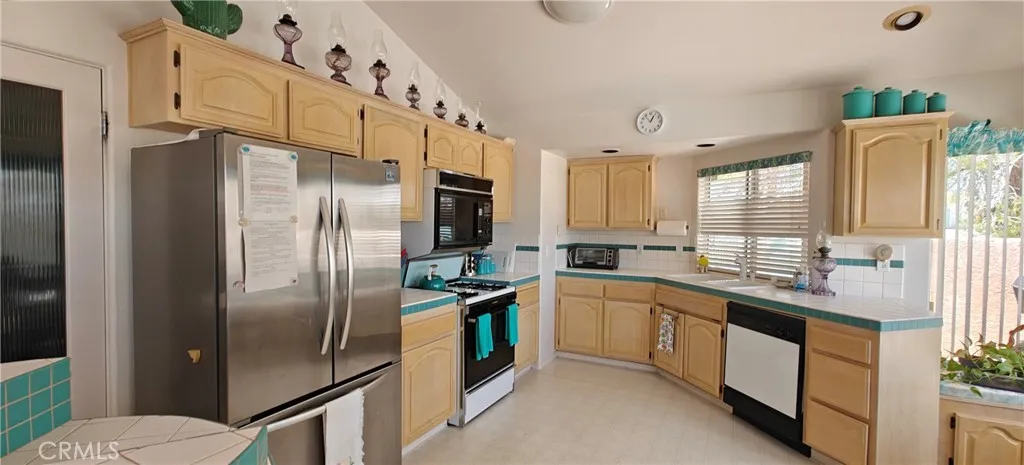 6144 Carodean, 29 Palms, California 92277 home-pic-47
