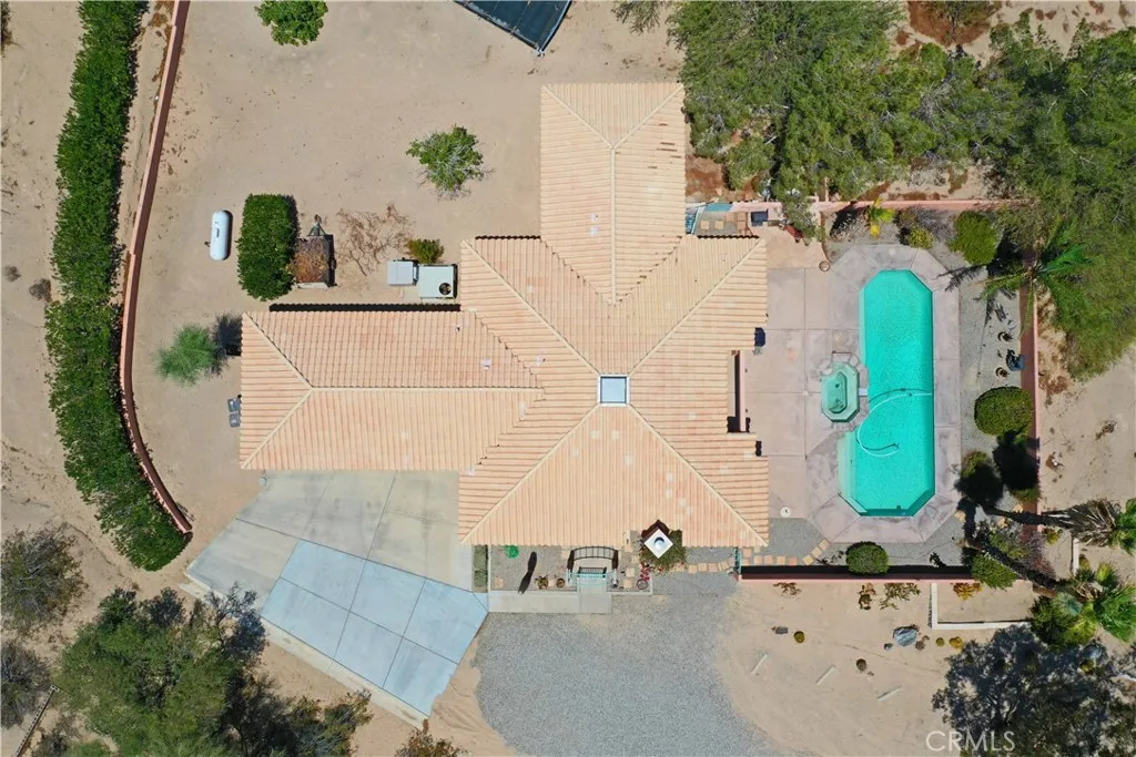 6144 Carodean, 29 Palms, California 92277 home-pic-5