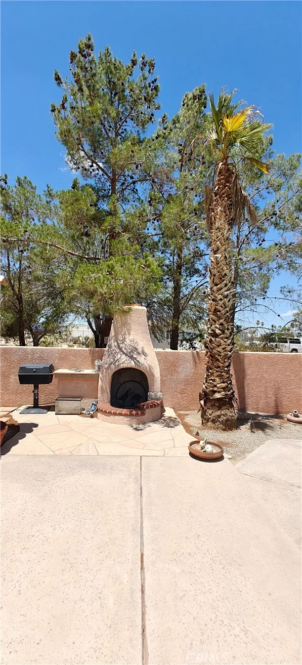 6144 Carodean, 29 Palms, California 92277 home-pic-13