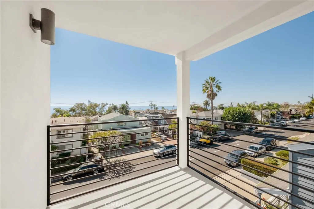 430 Cypress, Laguna Beach, California 92651 home-pic-7