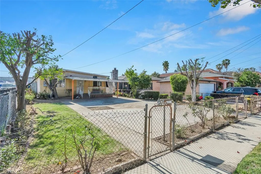 4748 Dozier Street, East Los Angeles, California 90022 home-pic-1
