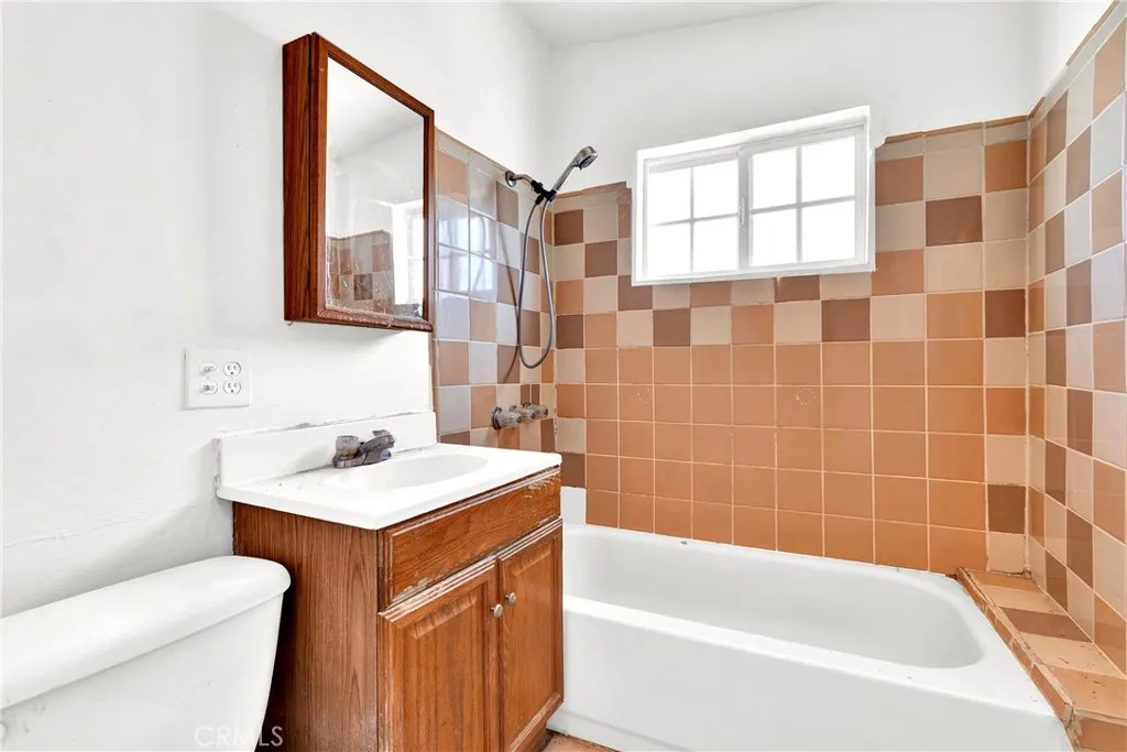 4748 Dozier Street, East Los Angeles, California 90022 home-pic-12