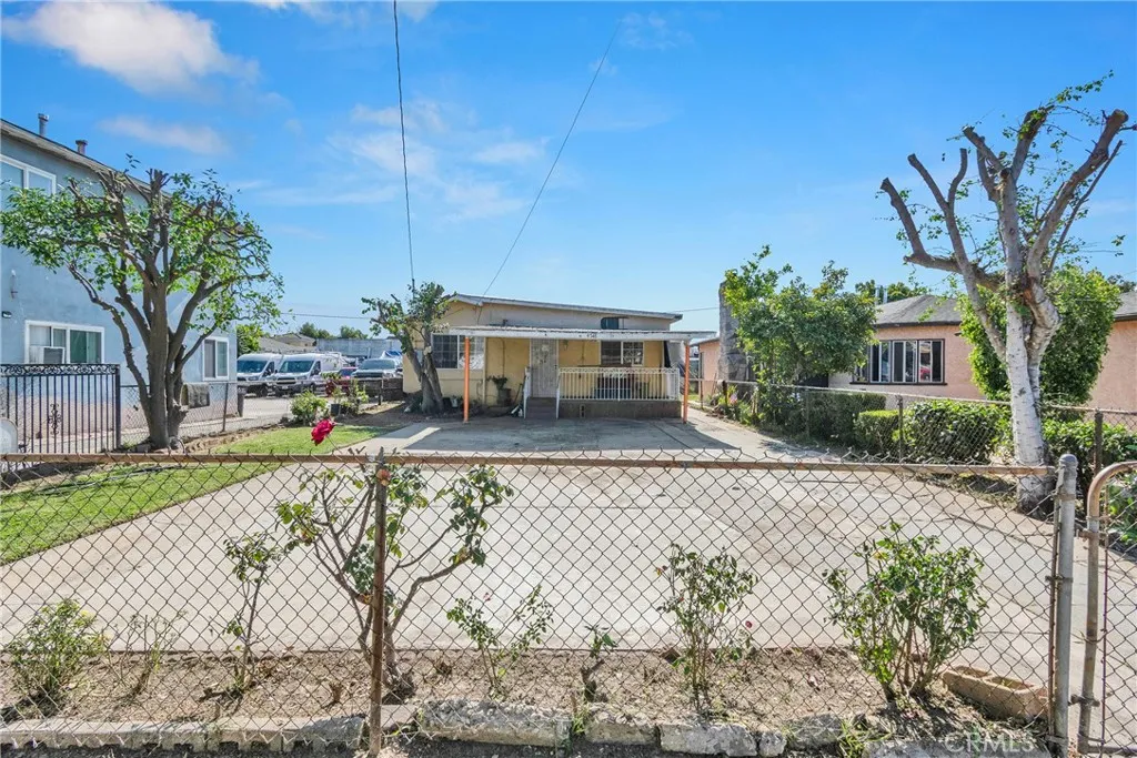 4748 Dozier Street, East Los Angeles, California 90022 home-pic-19