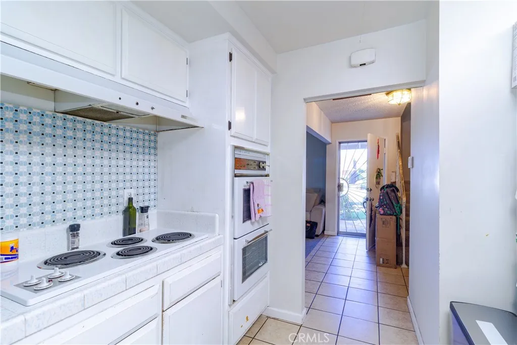 1330 Limerick Drive, Placentia, California 92870 home-pic-17
