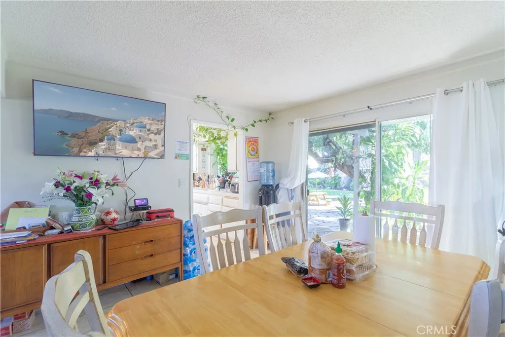 1330 Limerick Drive, Placentia, California 92870 home-pic-11