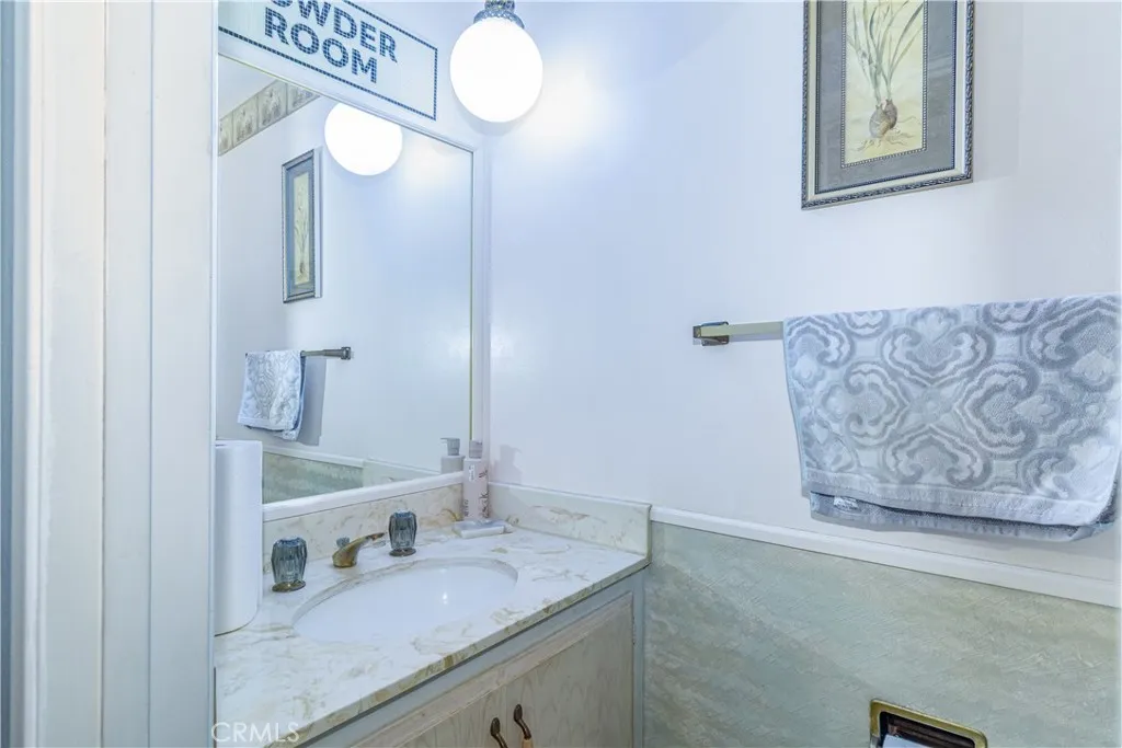 1330 Limerick Drive, Placentia, California 92870 home-pic-19