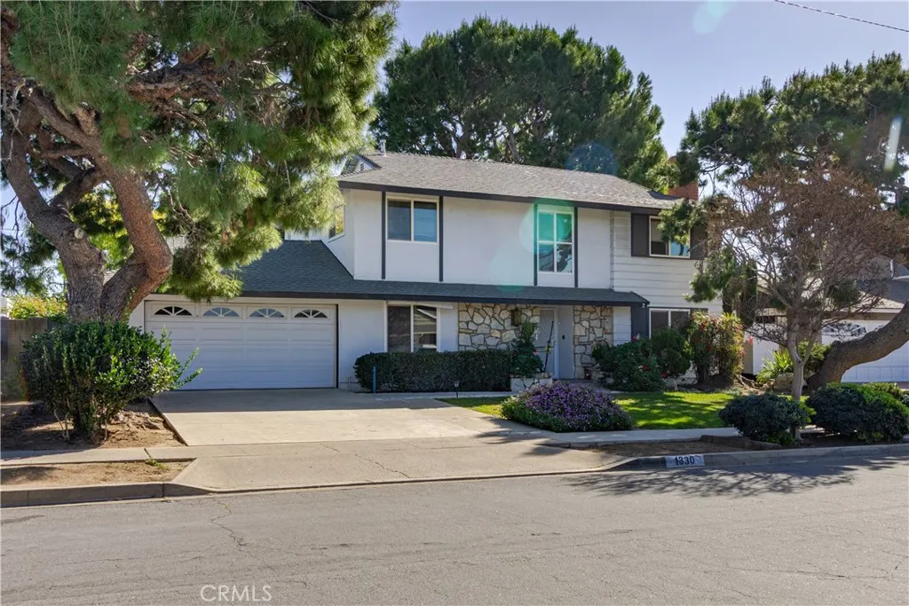 1330 Limerick Drive, Placentia, California 92870 home-pic-1