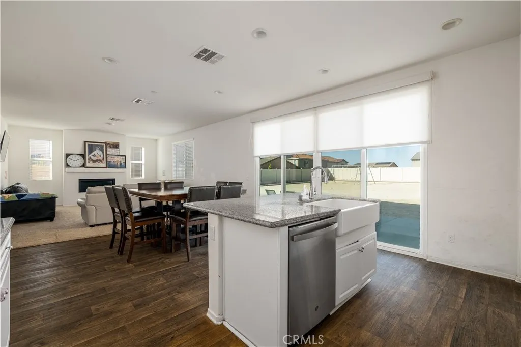 30800 Mossy Bend Ln., Murrieta, California 92563 home-pic-14