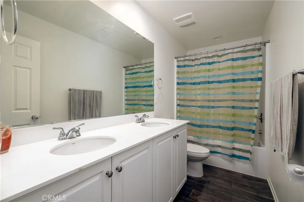 30800 Mossy Bend Ln., Murrieta, California 92563 home-pic-24