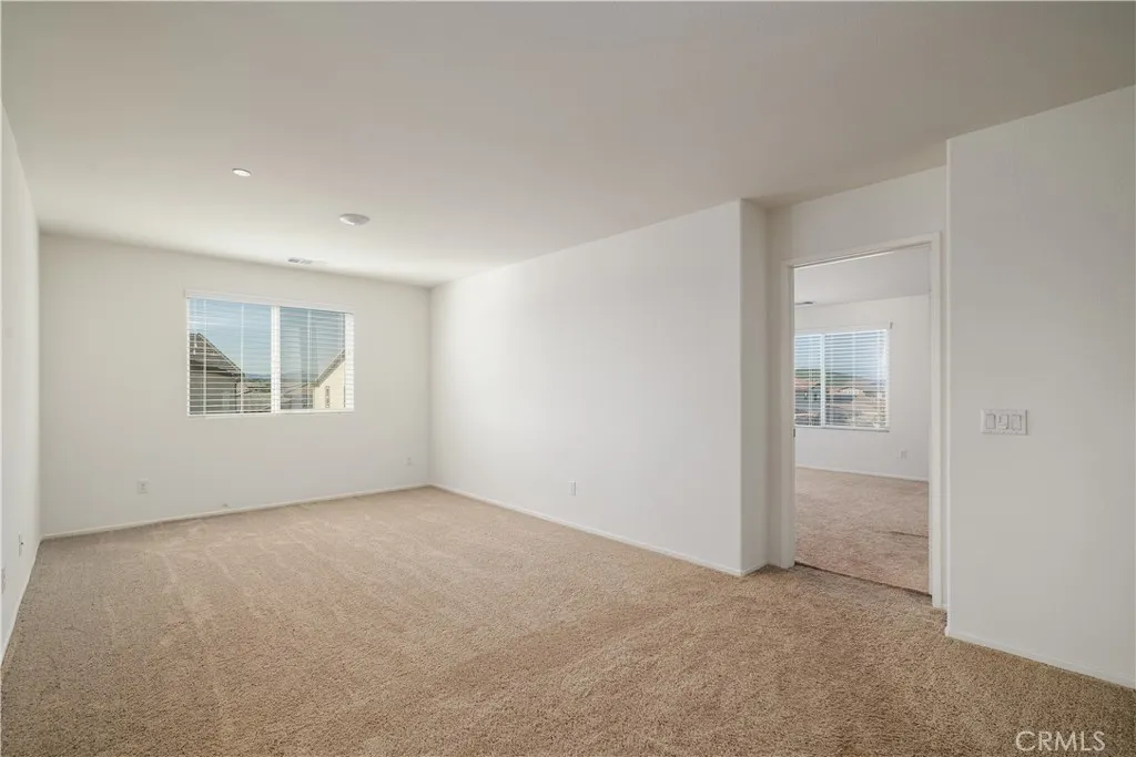 30800 Mossy Bend Ln., Murrieta, California 92563 home-pic-20