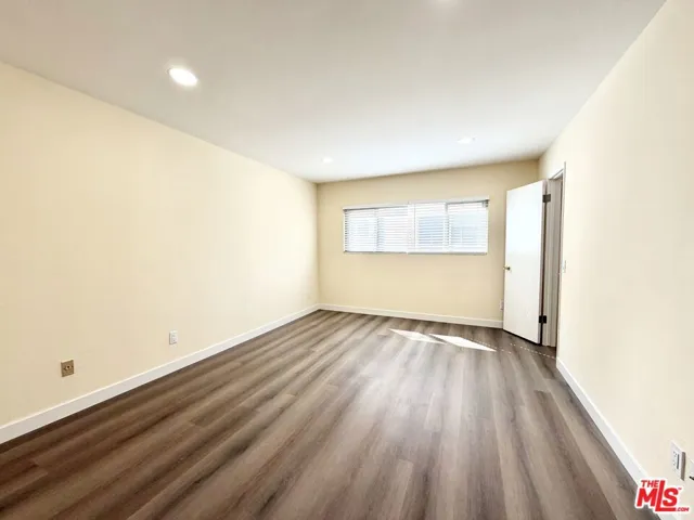 Primary Bed