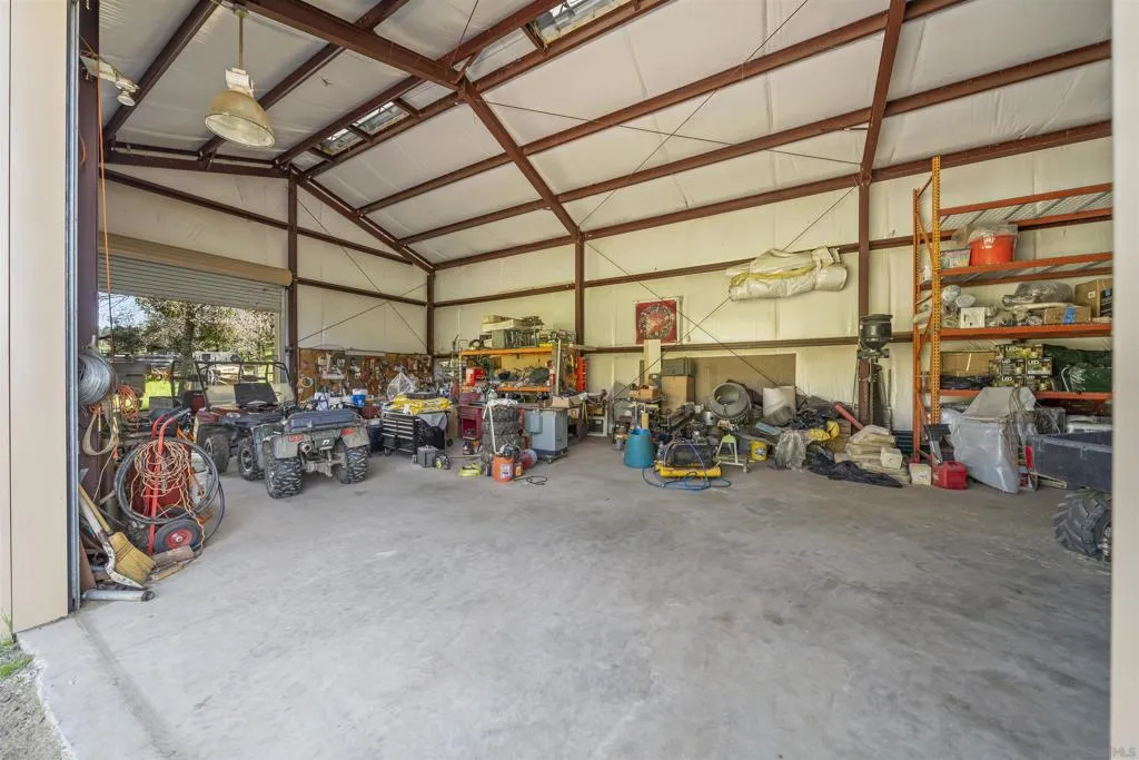 2464 Wynola Rd, Julian, California 92036 home-pic-39
