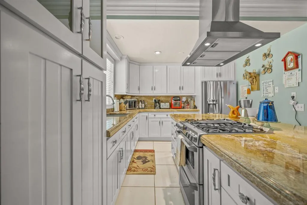 2464 Wynola Rd, Julian, California 92036 home-pic-8