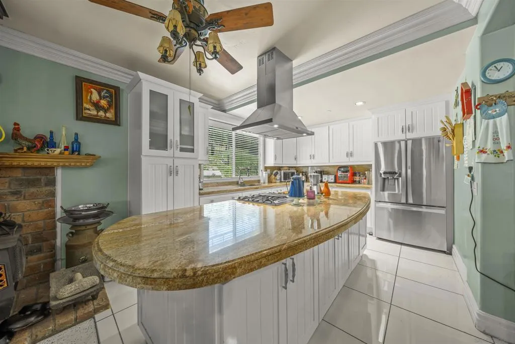 2464 Wynola Rd, Julian, California 92036 home-pic-6