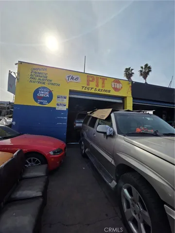 8401 S San Pedro, Los Angeles, California 90003