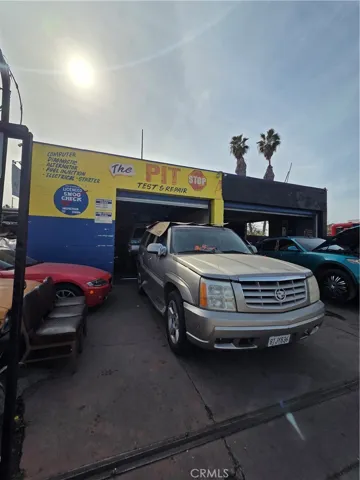 8401 S San Pedro, Los Angeles, California 90003