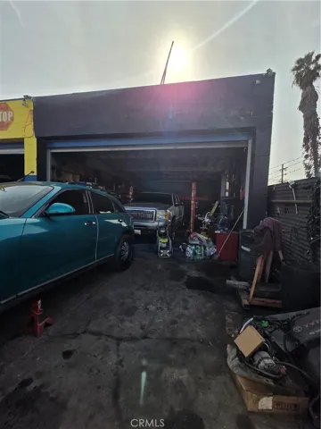 8401 S San Pedro, Los Angeles, California 90003