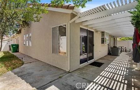 2906 Summer Set Cir, Banning, California 92220 home-pic-23