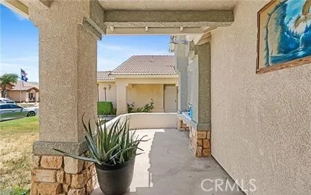 2906 Summer Set Cir, Banning, California 92220 home-pic-22