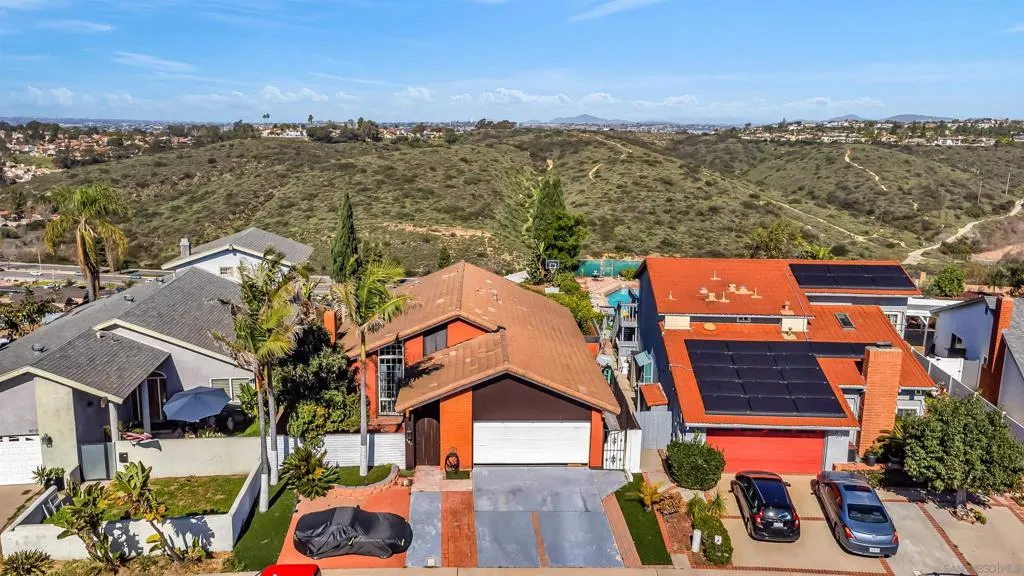 607 E E J St, Chula Vista, California 91910 home-pic-3