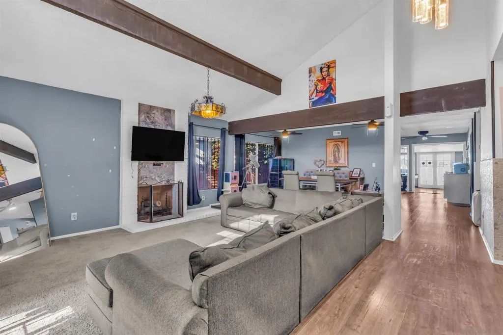607 E E J St, Chula Vista, California 91910 home-pic-13