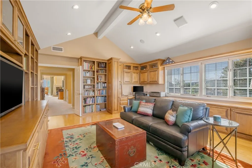 44 New Haven, Laguna Niguel, California 92677 home-pic-21