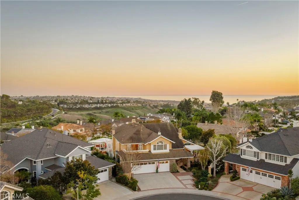 44 New Haven, Laguna Niguel, California 92677 home-pic-1