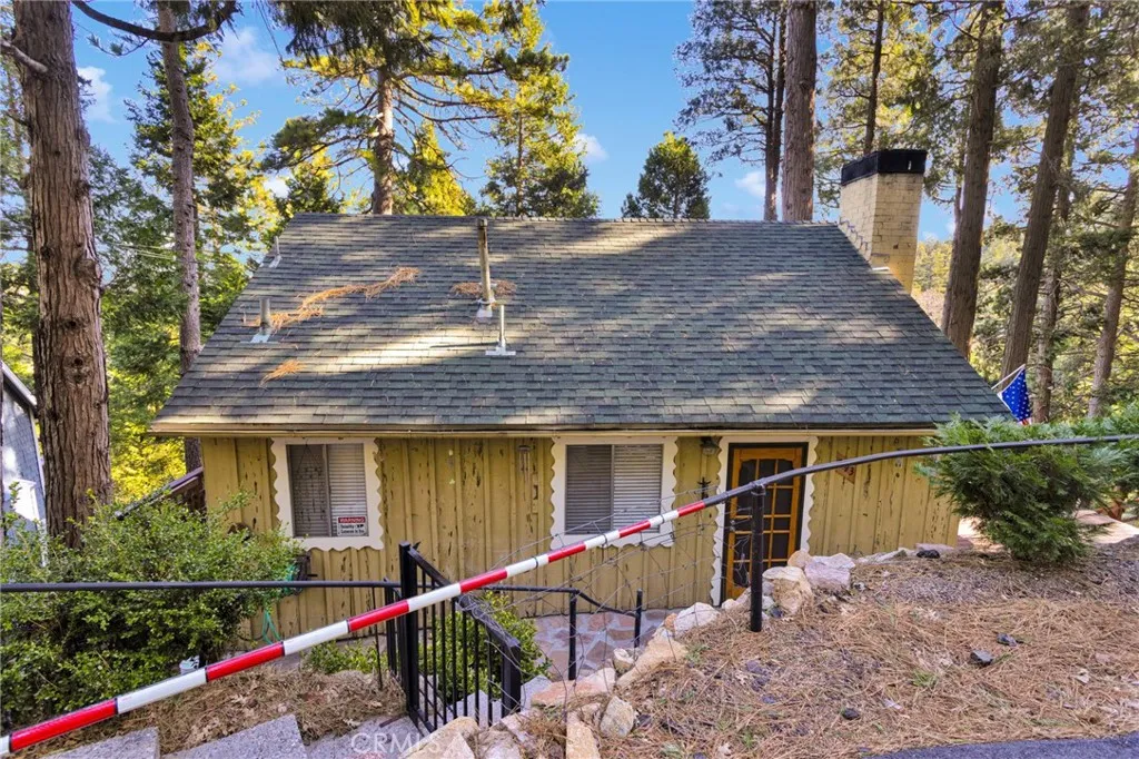 993 Mercury Way, Crestline, California 92325 home-pic-4