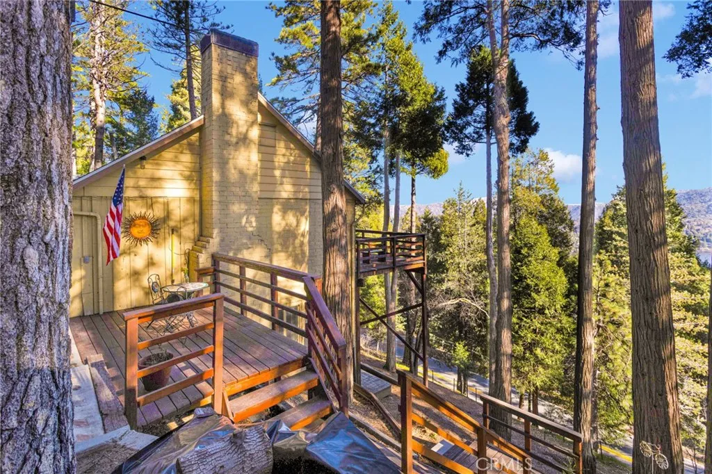 993 Mercury Way, Crestline, California 92325 home-pic-6