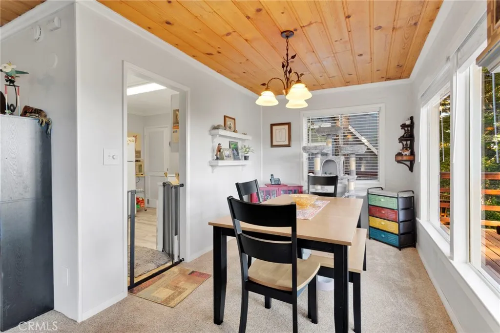993 Mercury Way, Crestline, California 92325 home-pic-37