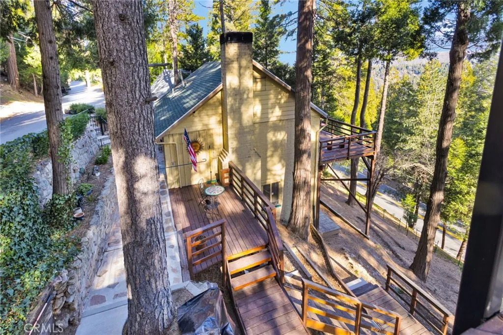 993 Mercury Way, Crestline, California 92325 home-pic-13