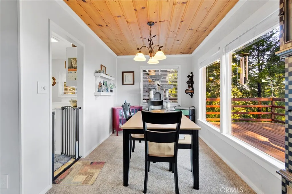 993 Mercury Way, Crestline, California 92325 home-pic-19