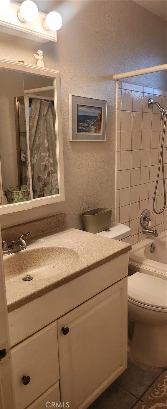 572 San Rogelio, Hemet, California 92545 home-pic-8