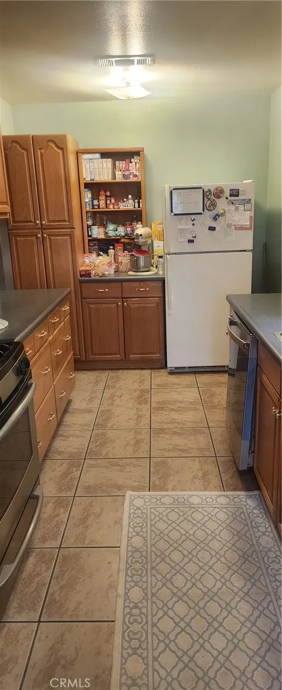 572 San Rogelio, Hemet, California 92545 home-pic-3