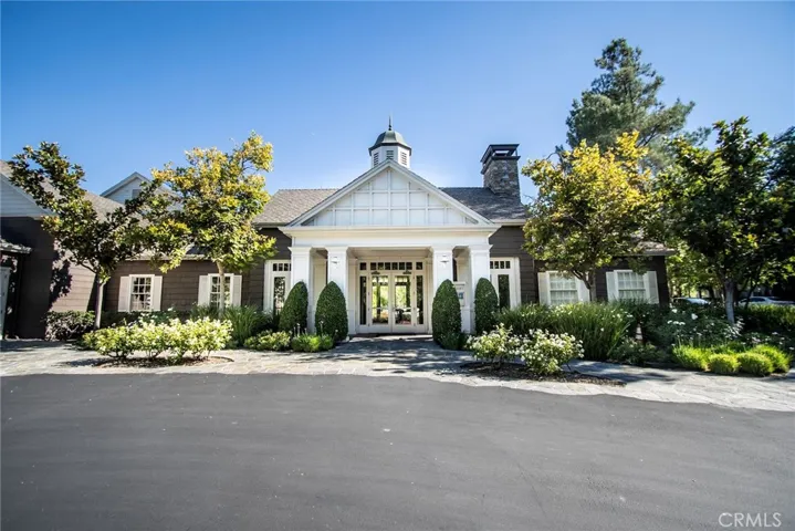 Bridgeport Clubhouse