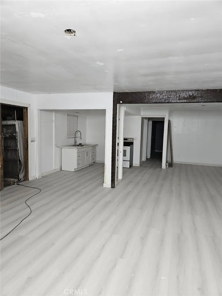 45757 Paddington Road, Lucerne Valley, California 92356 home-pic-6