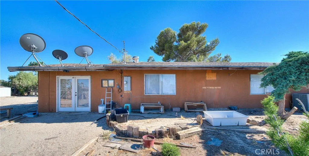45757 Paddington Road, Lucerne Valley, California 92356 home-pic-1