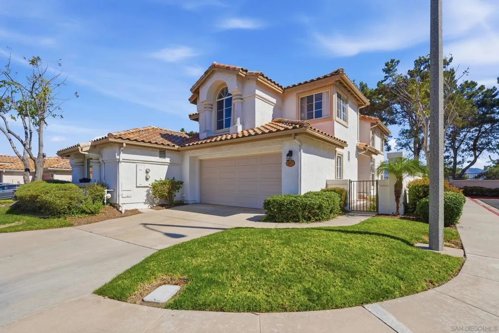 2517 Whispering Palms Loop, Chula Vista, California 91915 home-pic-4
