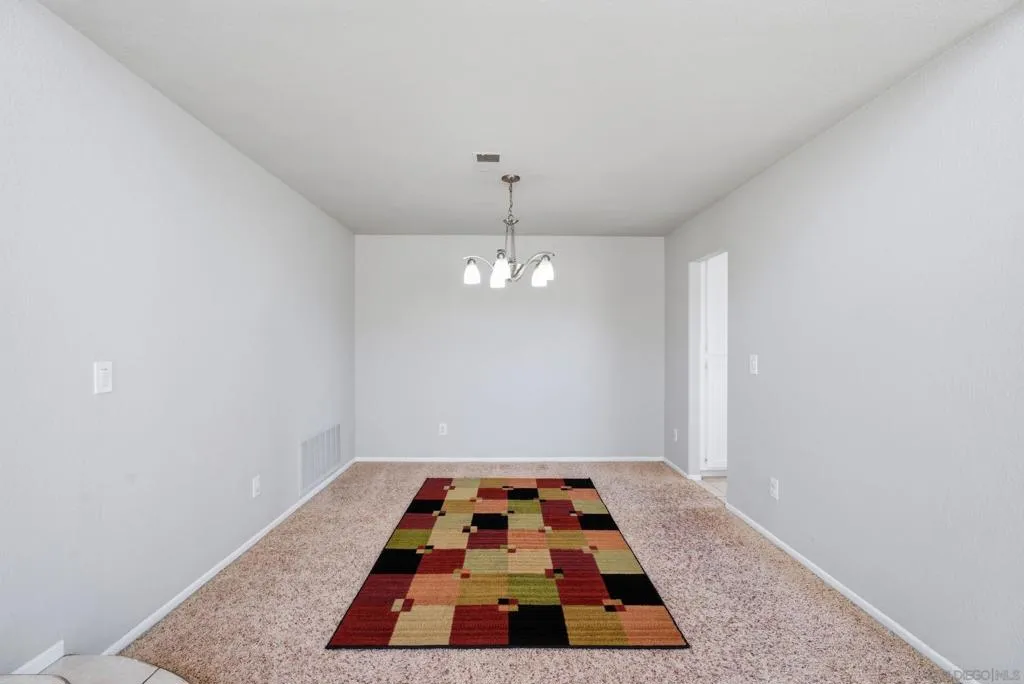 2517 Whispering Palms Loop, Chula Vista, California 91915 home-pic-12