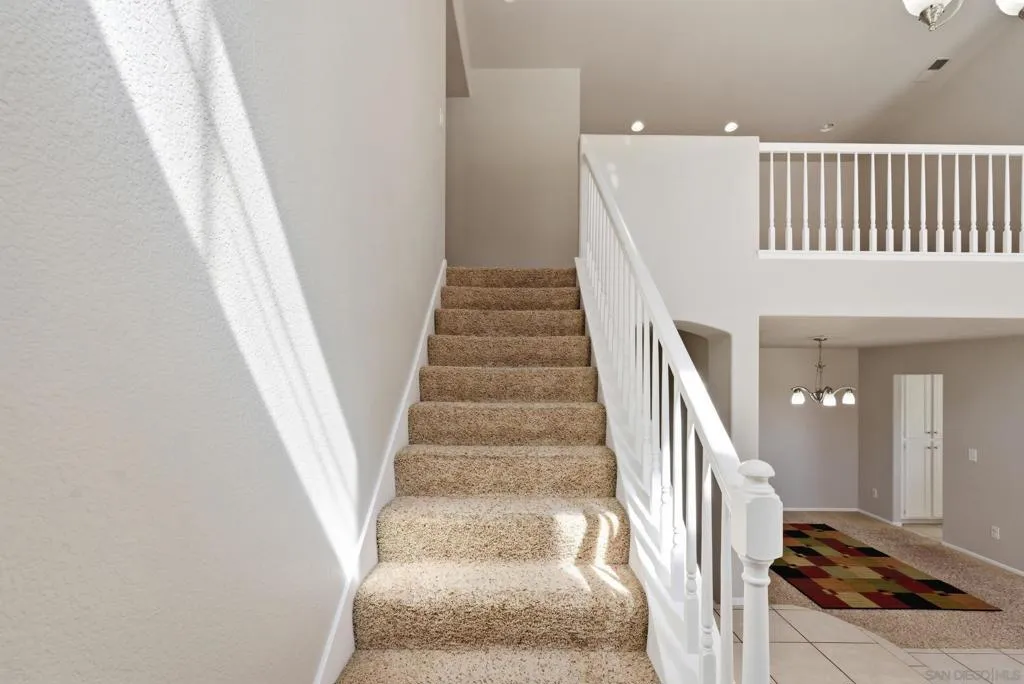 2517 Whispering Palms Loop, Chula Vista, California 91915 home-pic-46