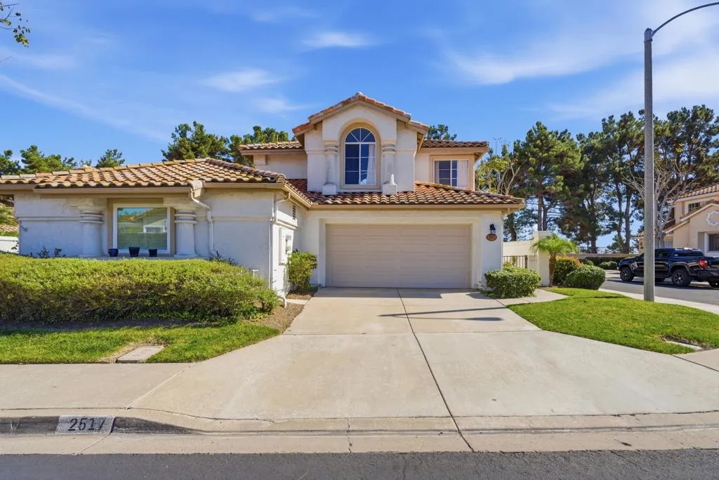 2517 Whispering Palms Loop, Chula Vista, California 91915 home-pic-8